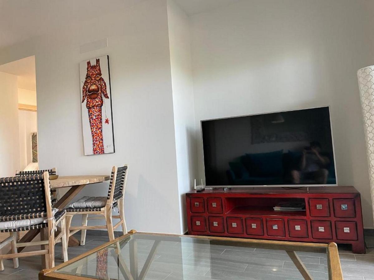 Green View Luxury Apartment: Beachfront Golf Retreat Caleta De Fuste Exterior photo