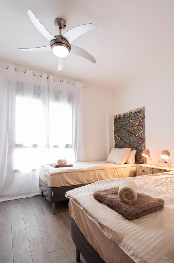 Green View Luxury Apartment: Beachfront Golf Retreat Caleta De Fuste Exterior photo
