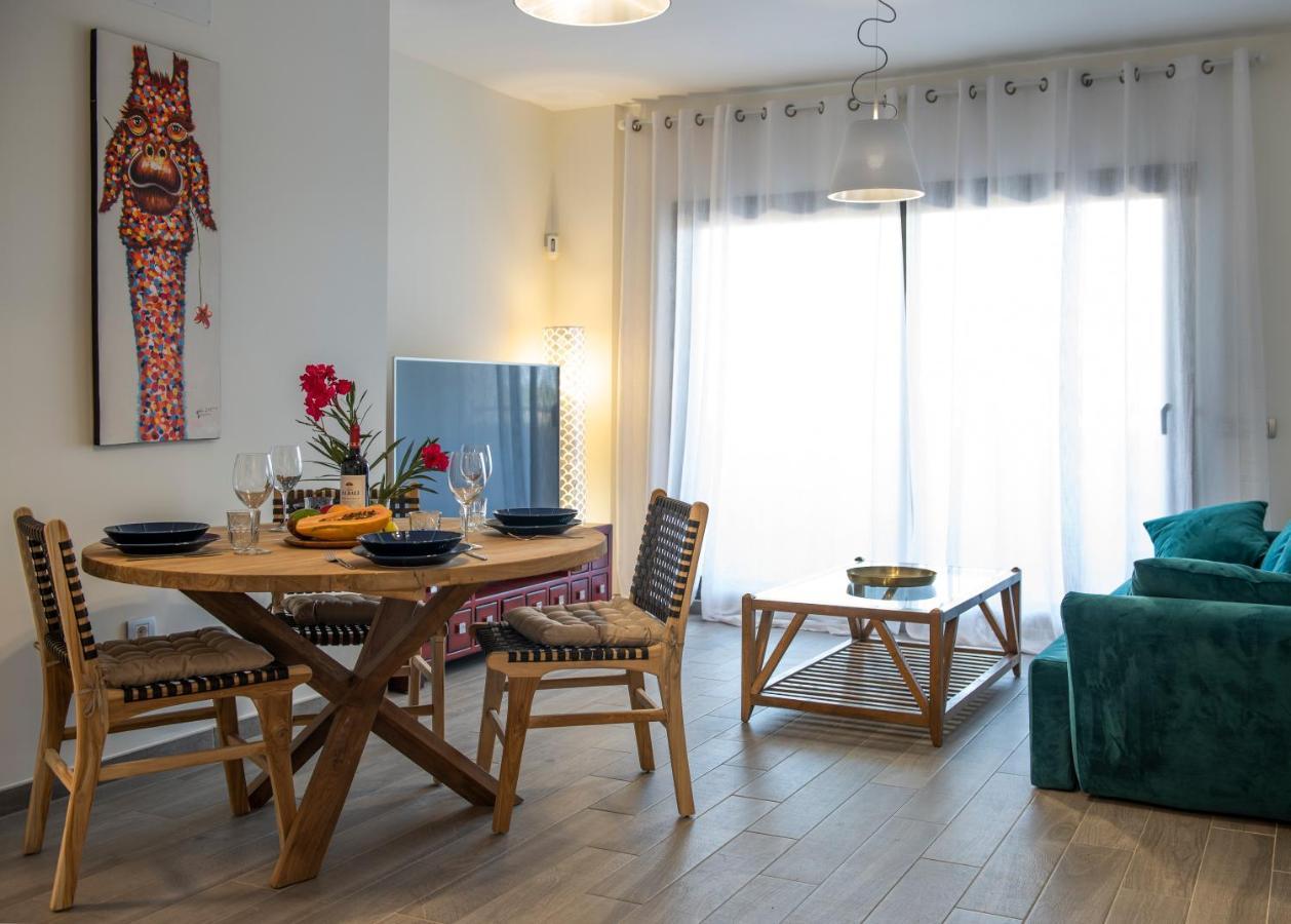 Green View Luxury Apartment: Beachfront Golf Retreat Caleta De Fuste Exterior photo